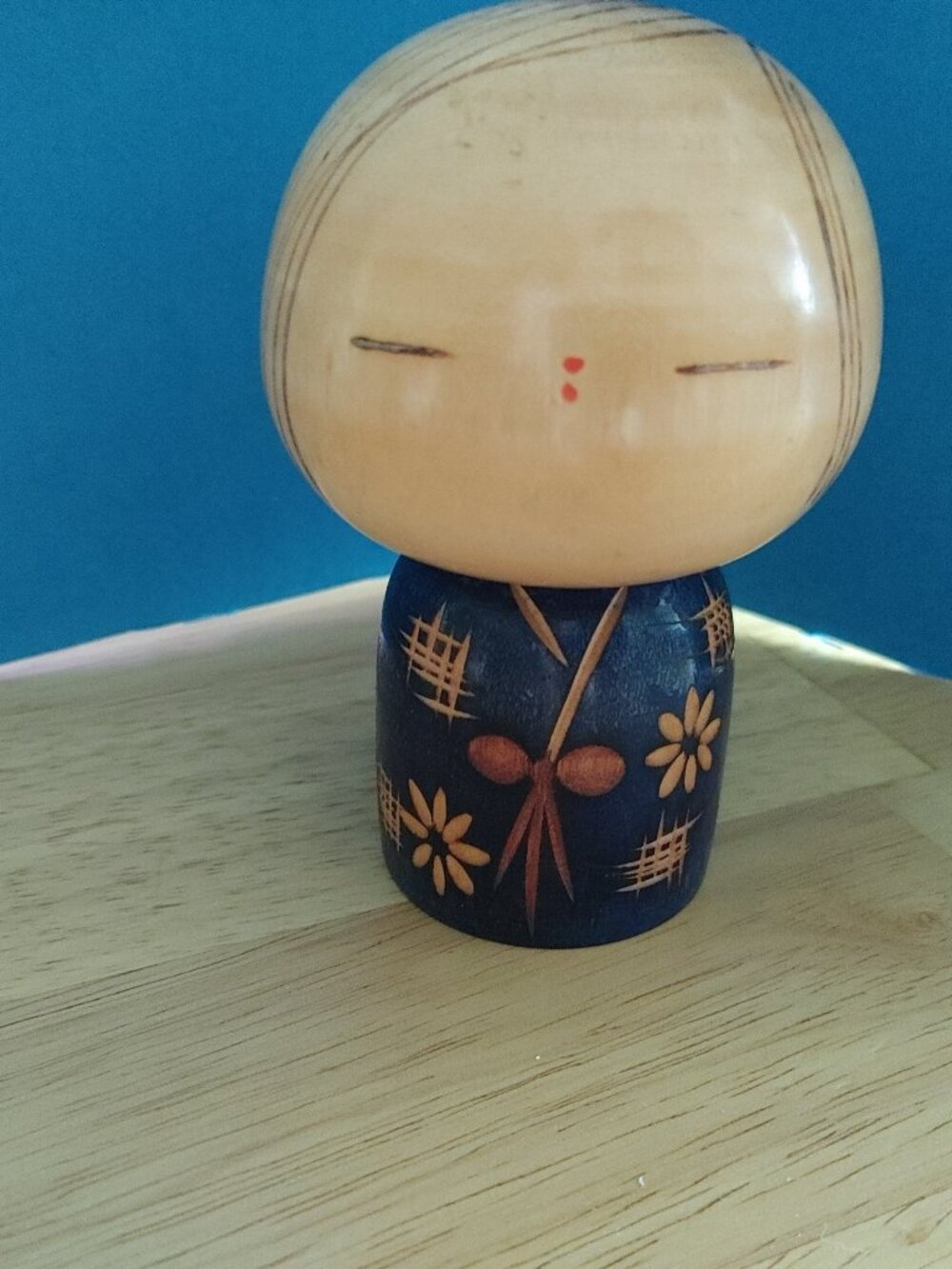 Vintage Wooden Handcrafted Japanese Doll - Picture 3 of 7